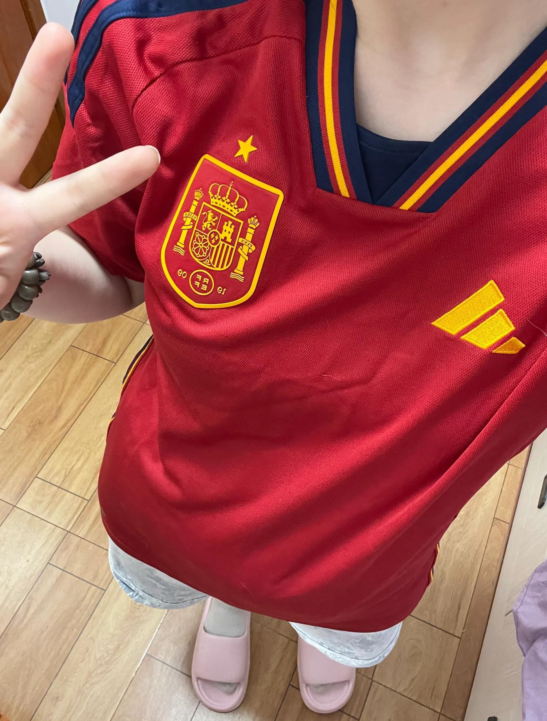 九游登录入口-西班牙队引发争议！，阿扎伦卡官方宣布大比分获胜新规全场沸腾不已(阿扎伦卡是哪国人)