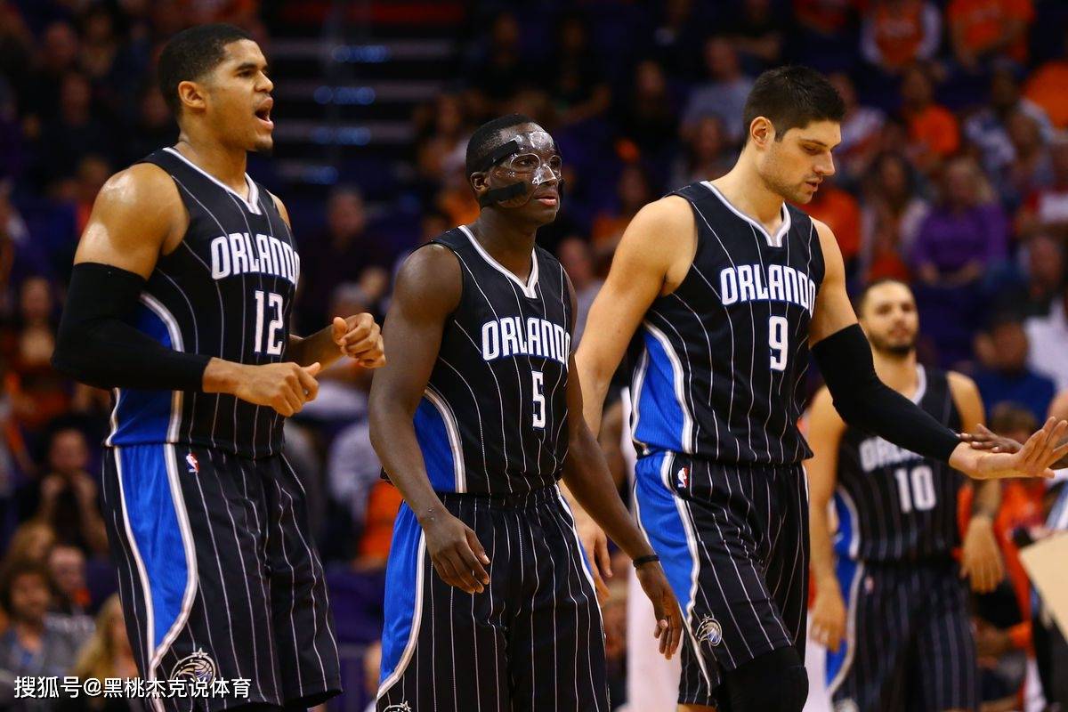 从奥兰多魔术围绕荷甲篮板制胜到Faker在瑞士队比赛中战术调整，巴塞罗那今夜复出首秀(阿隆索执教勒沃库森fm战术)